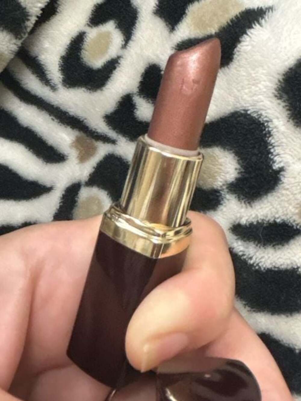 Maybelline Moisture Whip Lipstick in shade 372 Coffee Glaze